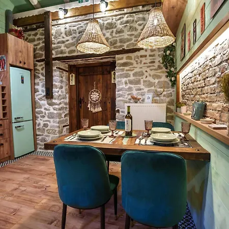 Archontiko Theofanous 1915 * Tríkala