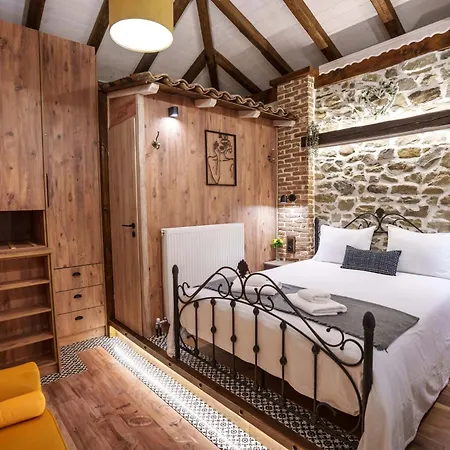 Archontiko Theofanous 1915 Трикала