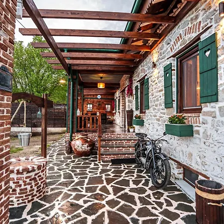 Archontiko Theofanous 1915 Villa *