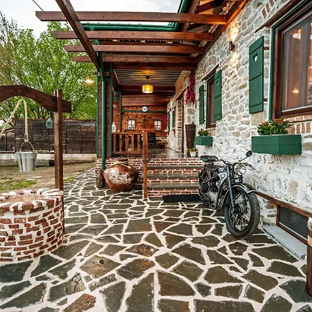 Archontiko Theofanous 1915 Villa