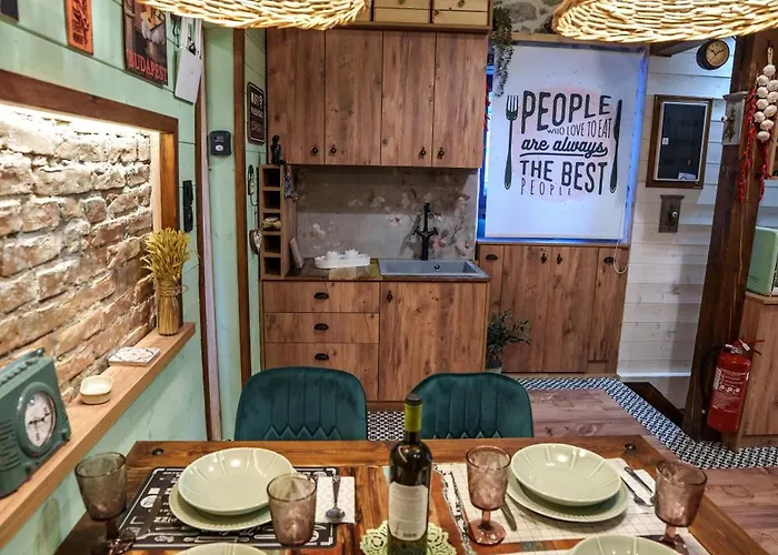 Vilă Archontiko Theofanous 1915 *