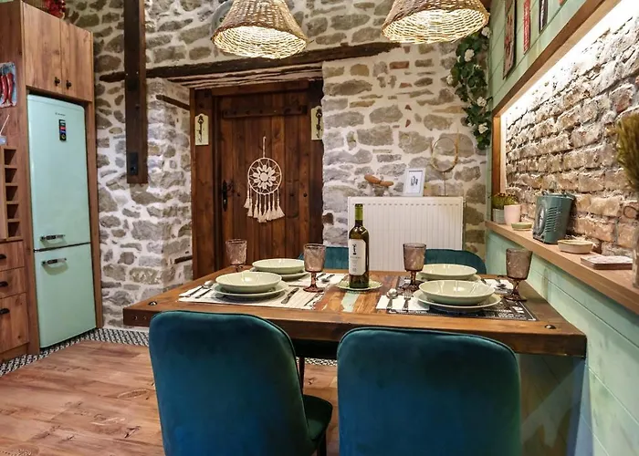 Archontiko Theofanous 1915 * Tríkala