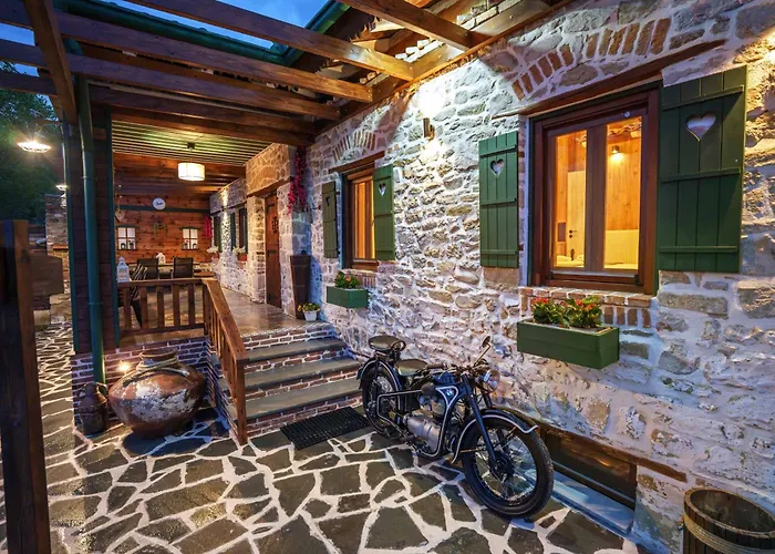 Archontiko Theofanous 1915 * Tríkala